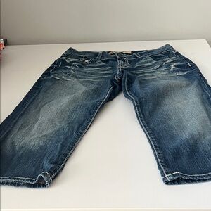 BKE Distressed Indigo Cropped Jeans